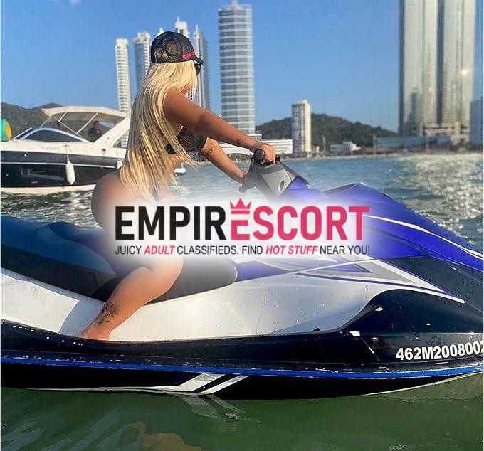 rayssa loira siliconada disponivel em sobral 📍 💦🤤  com local faÇo completinho
