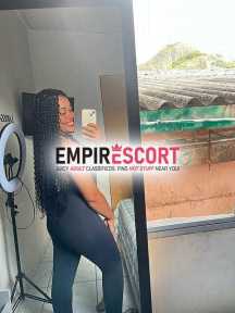 morena com local 💖
60 rap 
100 meia 
disponível ✅