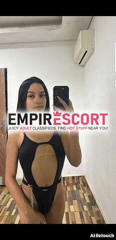 mila 19 aninhos sou atenciosa meiga e muito safadinha 😈apertadinha🌶️😋 para um foda quente com muita safadeza adoro anal 🌶️
