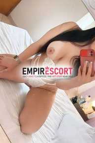 olá amores sou manu uma gatinha carinhosa sexy e divertida.