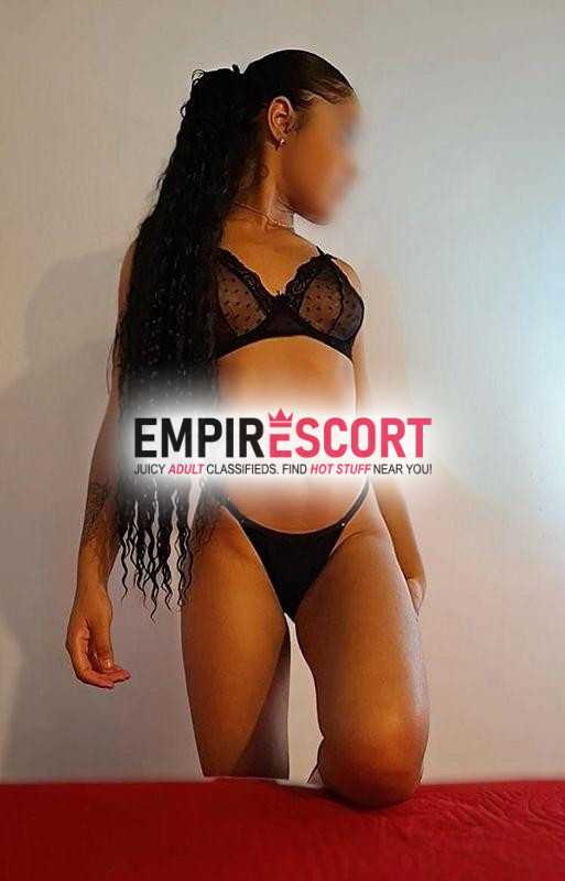 sou yasmin uma novinha quente e cheia de tesão 🔥

corpo delicioso boca envolvente e um desejo sem limites. meu oral molhado intenso e viciante…