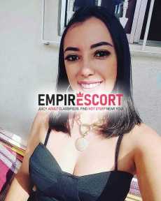 magrinha gostosa do peito durinho