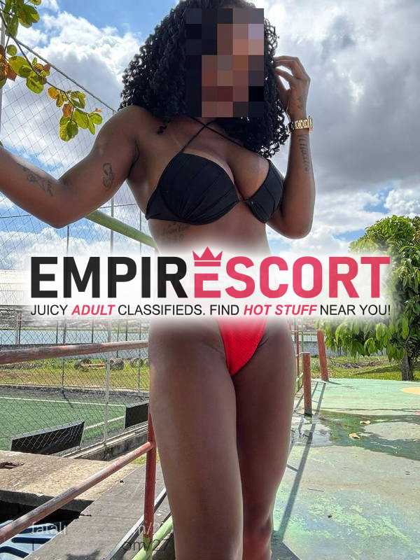 negra tatuada domínio e paixão.