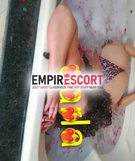 vem gozar gostoso com cacheada mas gostosa região crajubar