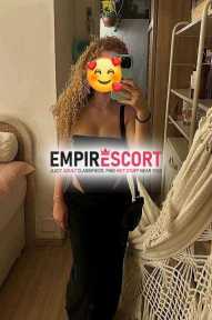 recém chegada 😍🥰
loirinha safada 😈😋