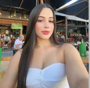 em lauro de freitas com uma amiga disponível para realizar o desejo de algum gato dessa cidade