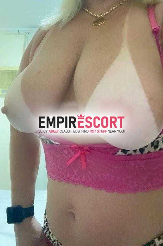 Último dia😋laura loirao jovem mulher madura somente 👌sexta e sábado🥳 em campo grande quem conhece sabe⭐ só vem na loira😋