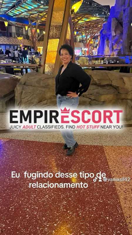 a rainha do anal mais exitante que vc vai ver