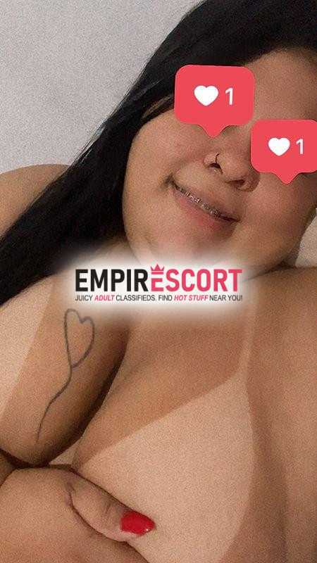 gordinha branquinha tatuada em chamada de vídeo 🔥